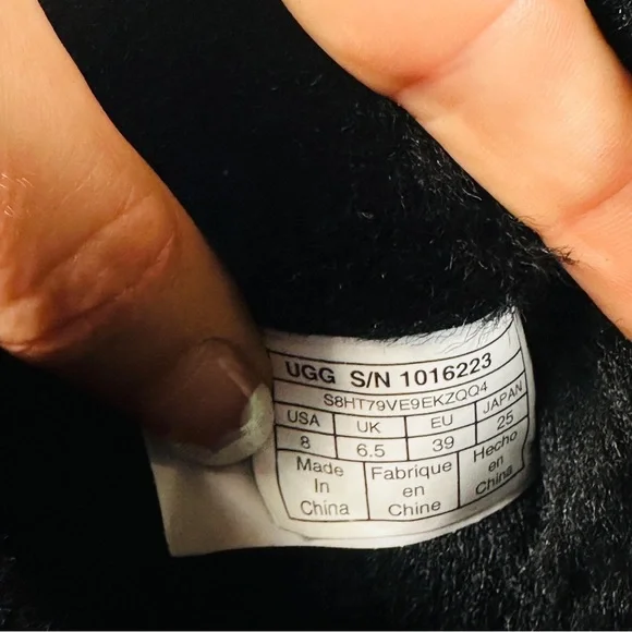 UGG Classic Short II Suede Shearling Boots Black Cozycore Size 8 - Picture 7 of 13